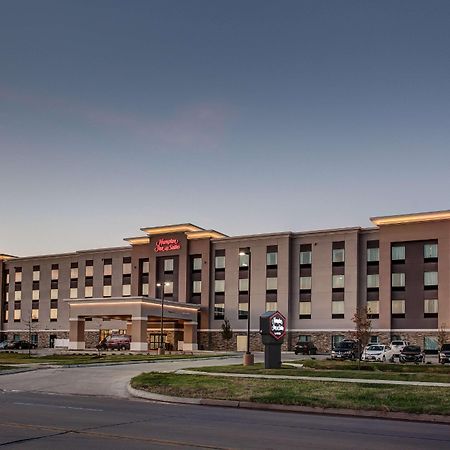 Hampton Inn & Suites-Wichita/Airport, Ks Bagian luar foto