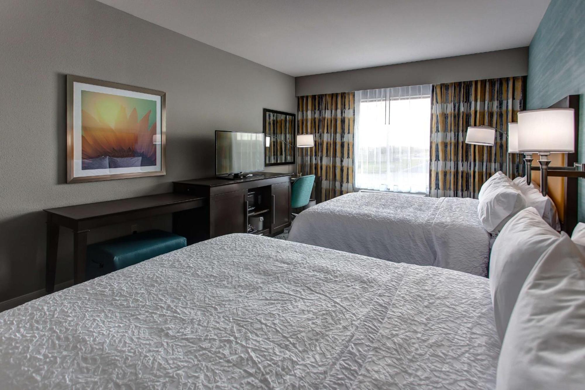 Hampton Inn & Suites-Wichita/Airport, Ks Bagian luar foto